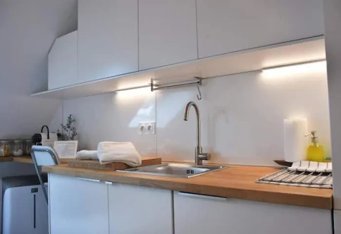 Centre Maubert Notre Dame Beau Calme Lumineux Salle De Bains Ascenseur Climatisation Апартаменты *